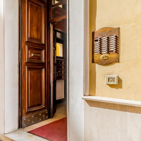 Dardanelli House * רומא